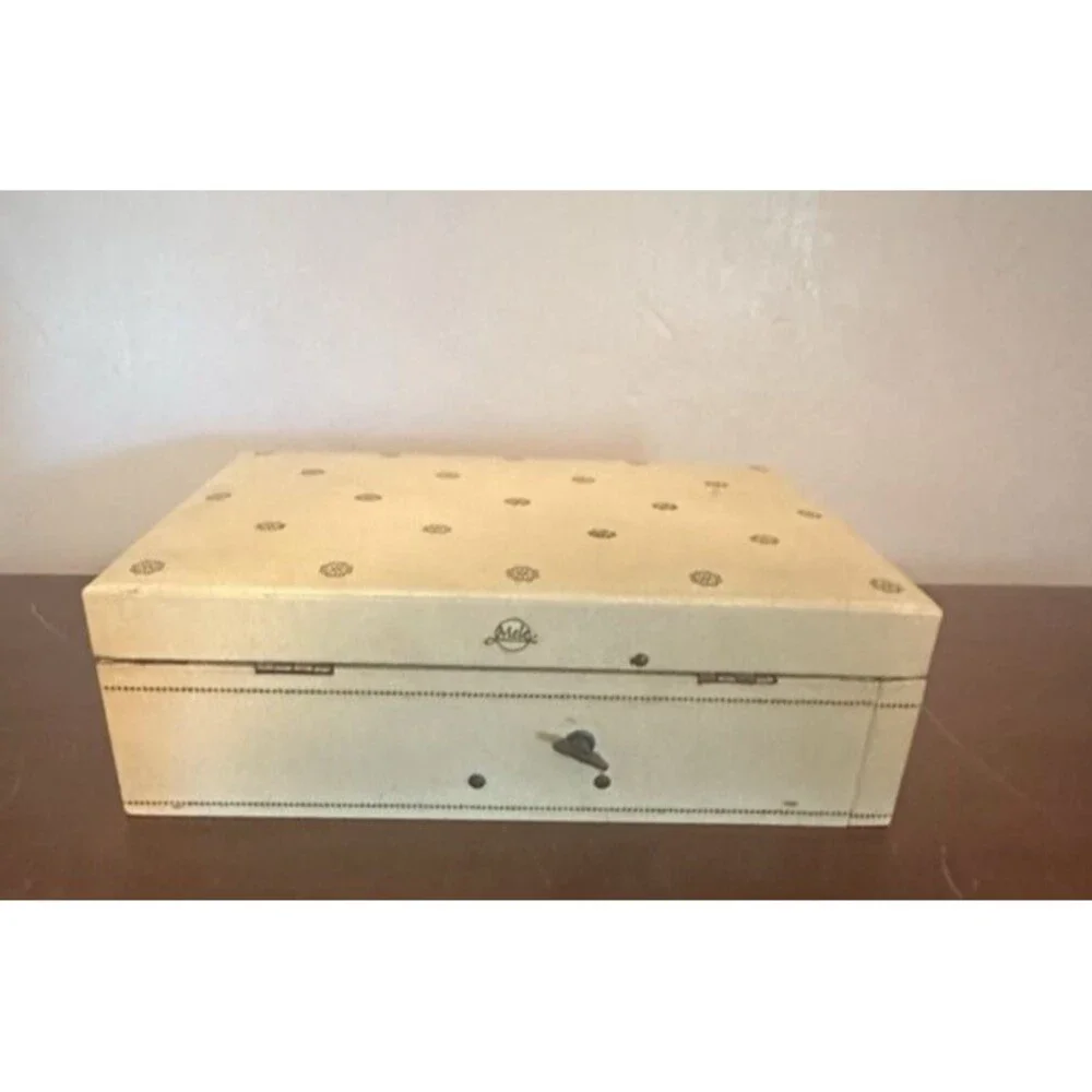 Vintage 1950s Mele Jewelry Box Cream Red Ballet No Key Music Box Needs Care RARE